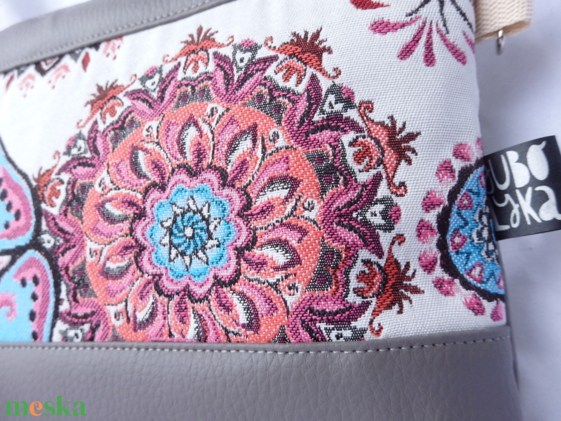Mandalák kis crossbody táska - táska & tok - variálható táska - Meska.hu