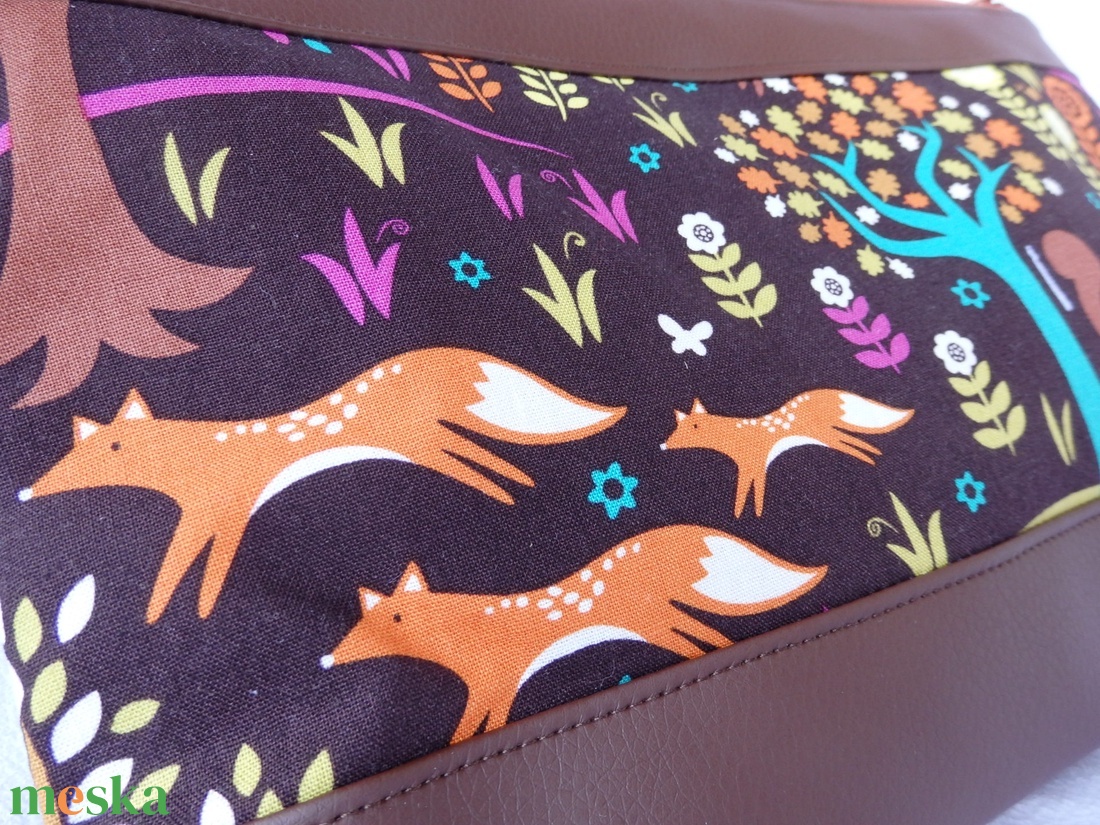 Erdőmese kis crossbody táska - táska & tok - variálható táska - Meska.hu