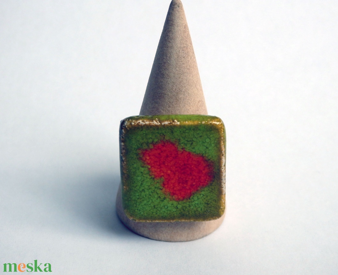 Absztrakt kerámia gyűrű - ékszer - gyűrű - statement gyűrű - Meska.hu