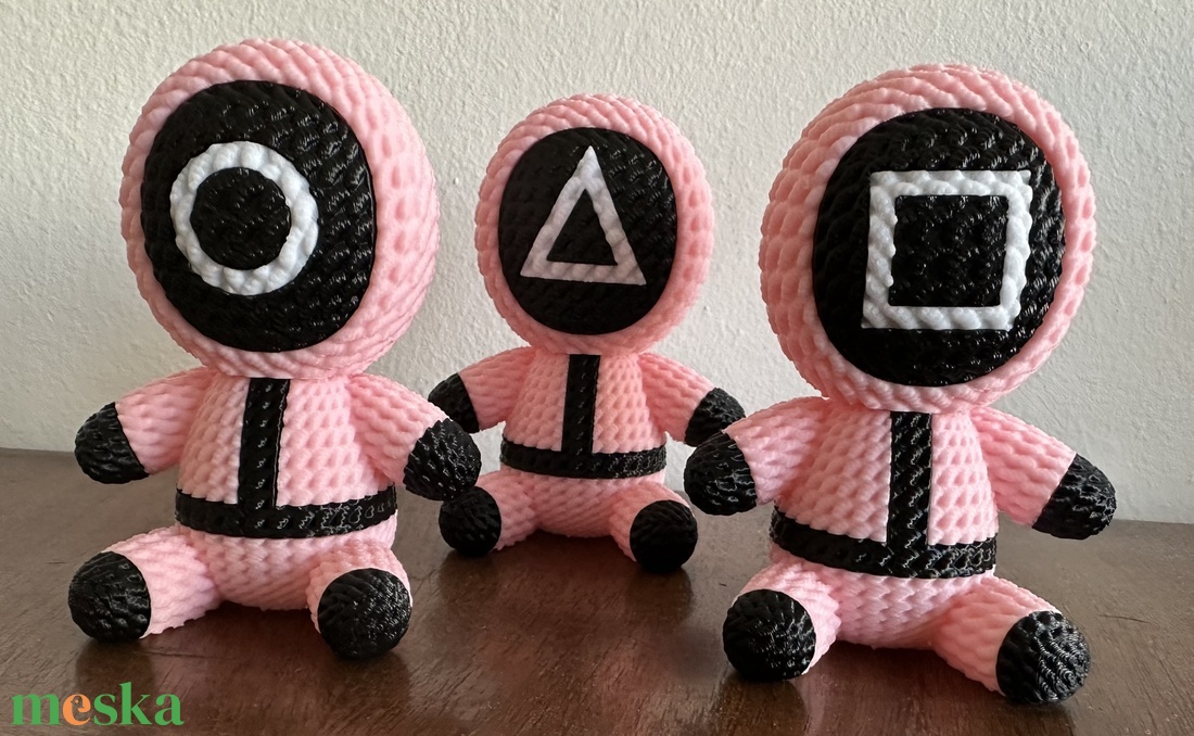 Squid Game őr - 3D nyomtatott figura - otthon & életmód - dekoráció - asztal és polc dekoráció - asztaldísz - Meska.hu Squid Game őr - 3D nyomtatott figura - otthon & életmód - dekoráció - asztal és polc dekoráció - asztaldísz - Meska.hu