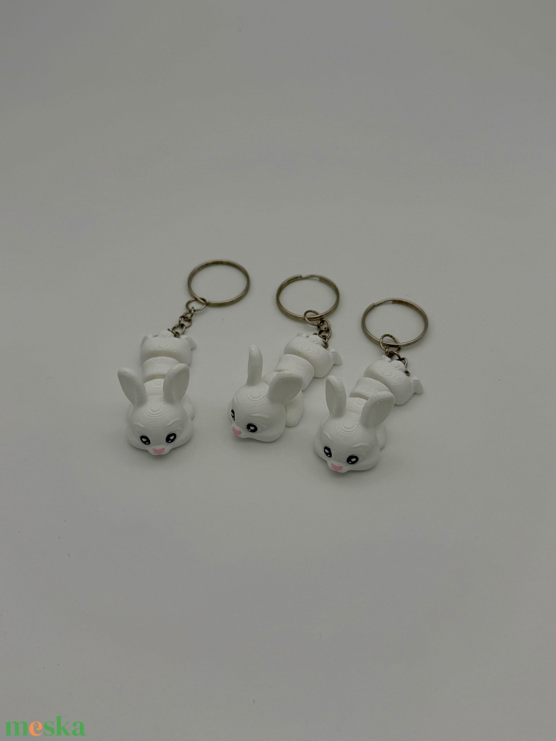Fehér nyuszi kulcstartó - táska & tok - kulcstartó & táskadísz - kulcstartó - Meska.hu