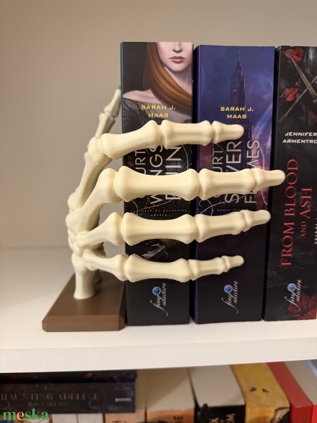 Csontváz kéz - könyvtámasz - otthon & életmód - dekoráció - asztal és polc dekoráció - könyvtámasz - Meska.hu