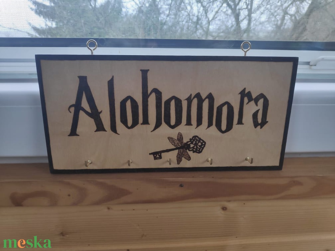 Alohomora Fali kulcstartó fából - otthon & életmód - dekoráció - fali és függő dekoráció - fali kulcstartó - Meska.hu Alohomora Fali kulcstartó fából - otthon & életmód - dekoráció - fali és függő dekoráció - fali kulcstartó - Meska.hu