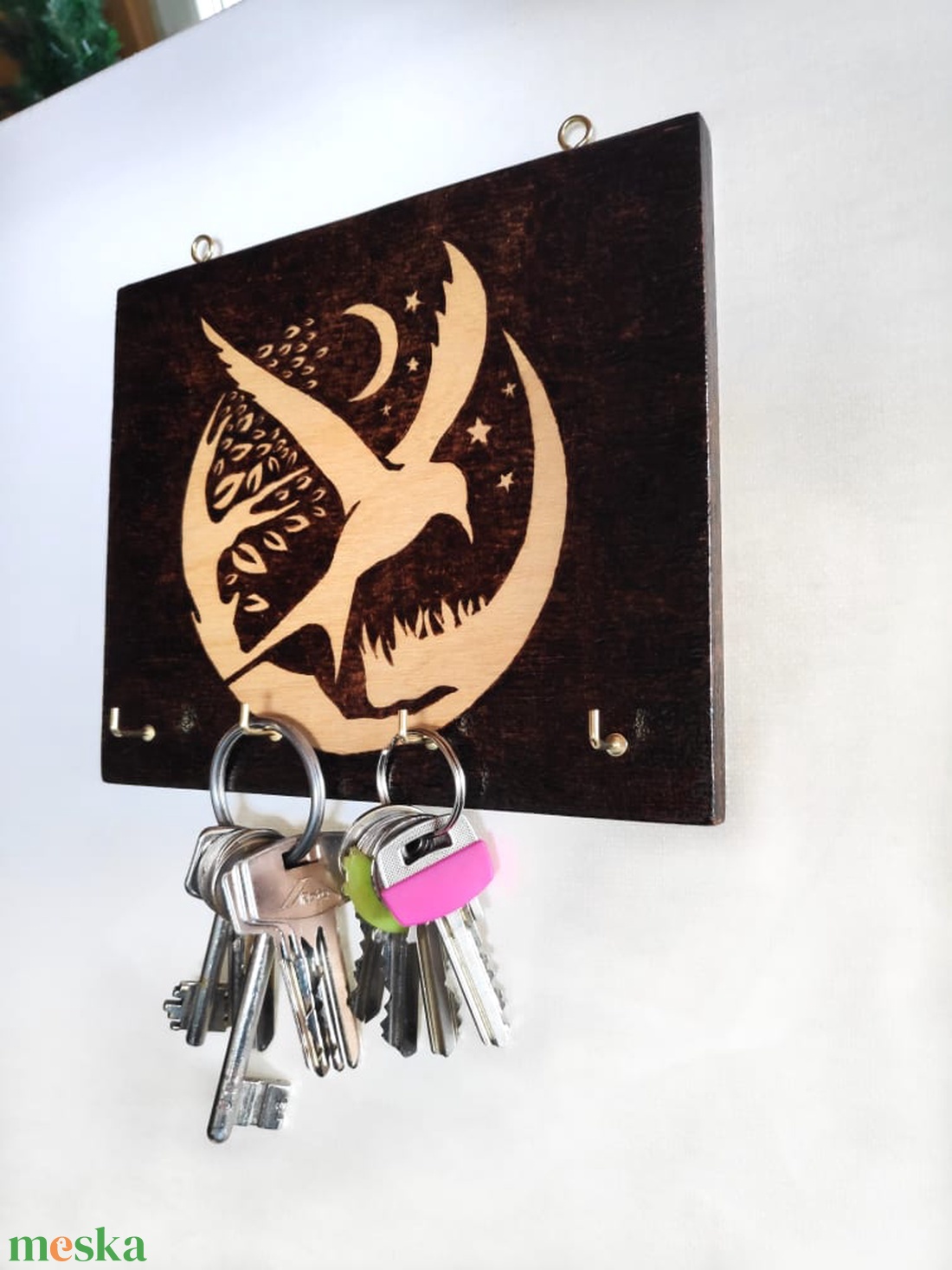 Fali kulcstartó pirográffal égetett madár motívummal - otthon & életmód - dekoráció - fali és függő dekoráció - fali kulcstartó - Meska.hu