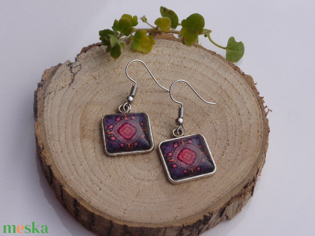 Fülbevaló - piros-kék mintás - ékszer - fülbevaló - lógó fülbevaló - Meska.hu