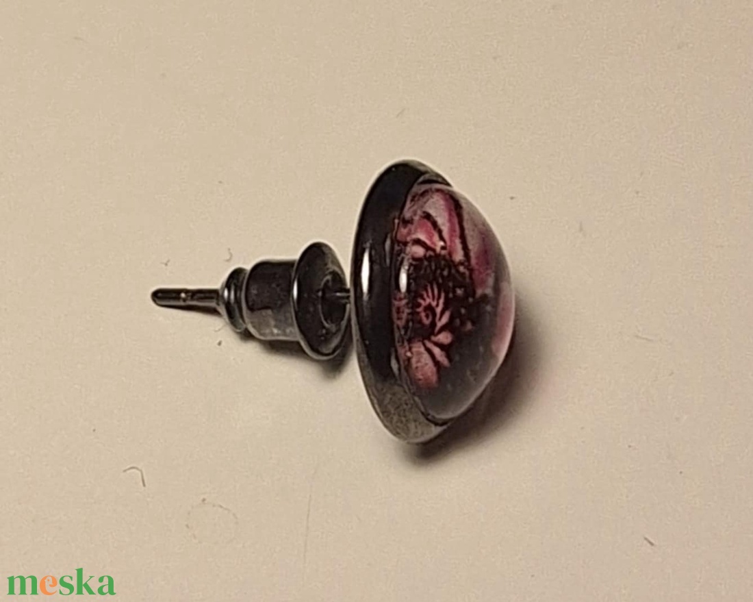 Fülbevaló - swirly magenta - ékszer - fülbevaló - pötty fülbevaló - Meska.hu Fülbevaló - swirly magenta - ékszer - fülbevaló - pötty fülbevaló - Meska.hu
