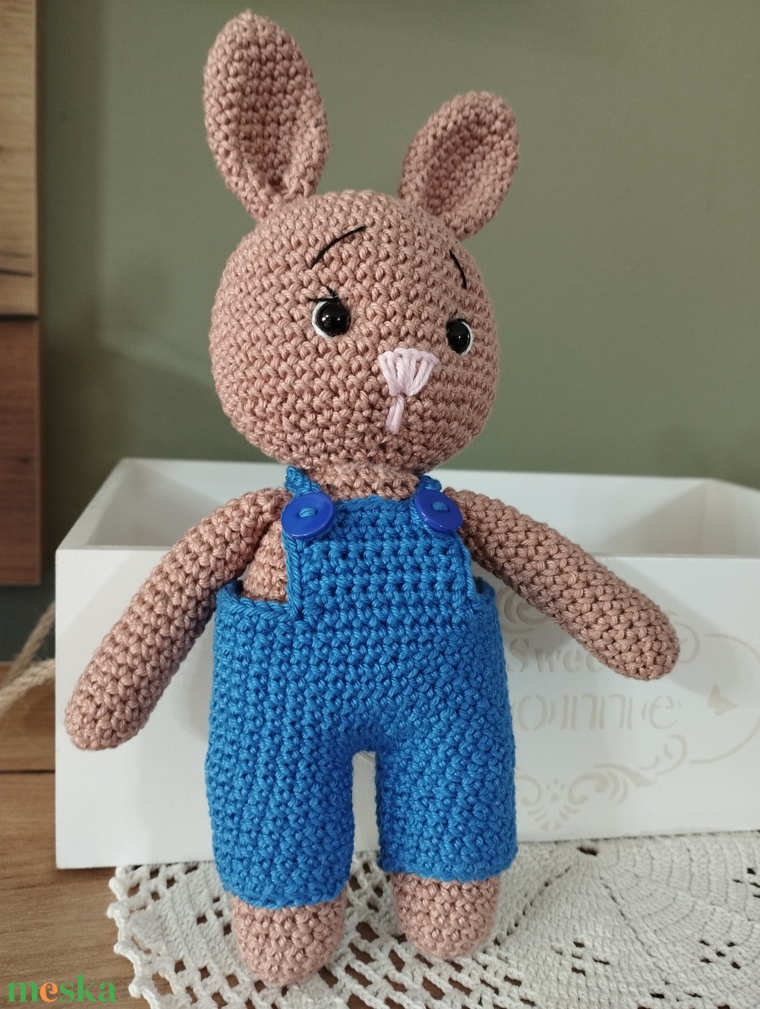 Horgolt amigurumi nyuszi nadrágban - játék & sport - plüssállat & játékfigura - nyuszi - Meska.hu Horgolt amigurumi nyuszi nadrágban - játék & sport - plüssállat & játékfigura - nyuszi - Meska.hu