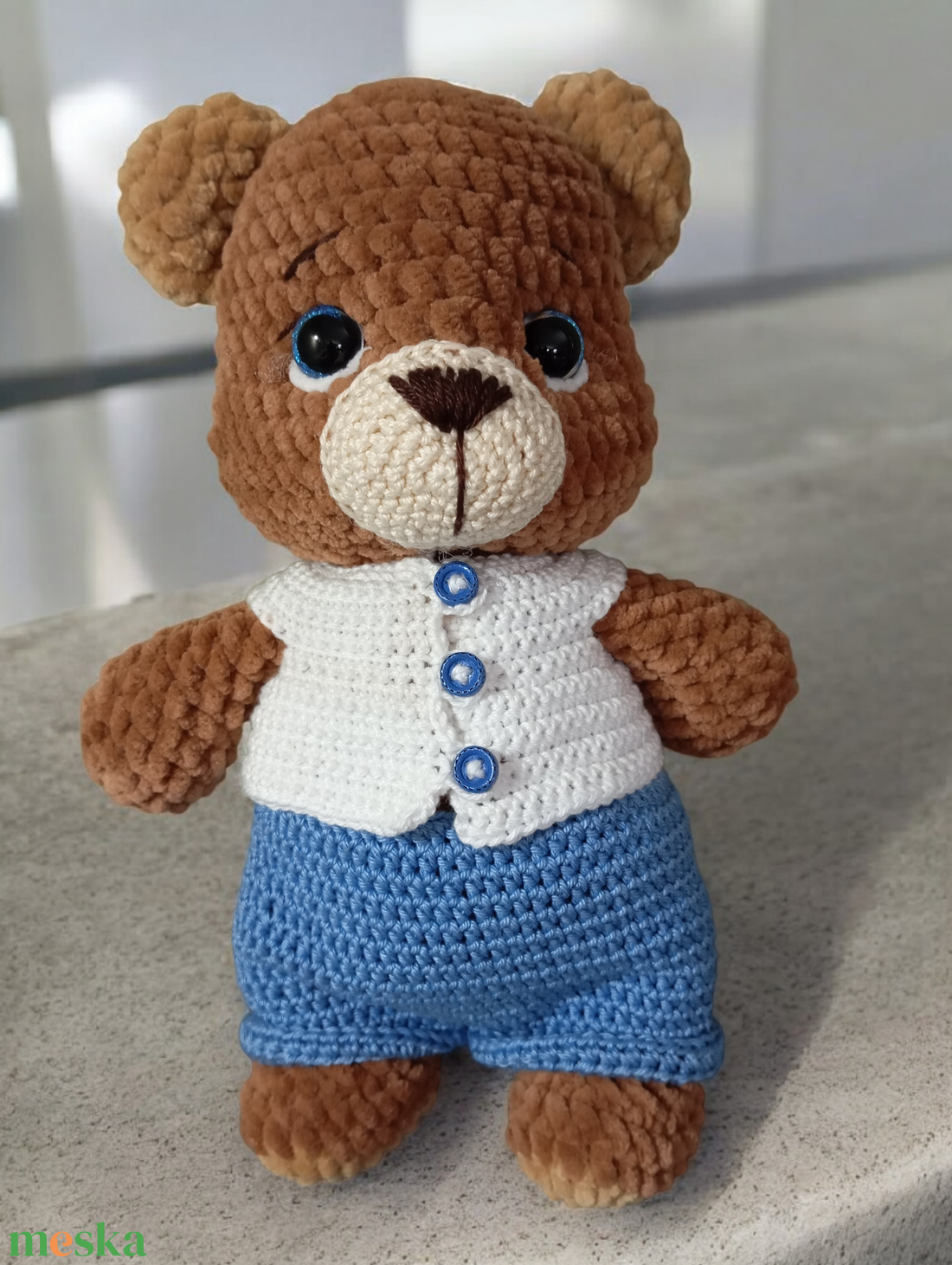 Horgolt plüss maci nadrágban - játék & sport - plüssállat & játékfigura - maci - Meska.hu