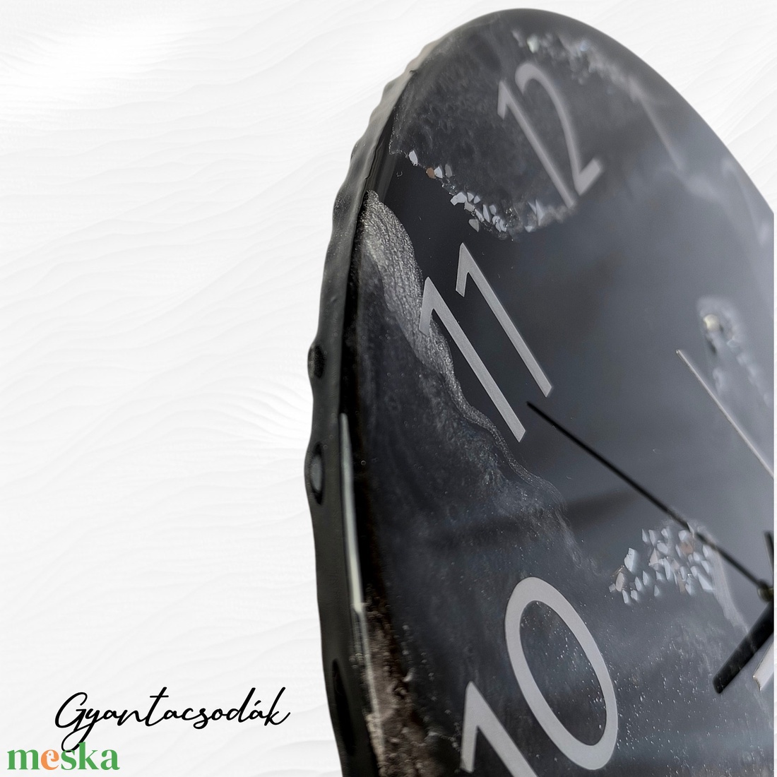 EPOXI GYANTA FALIÓRA - KEREK EZÜST ONIX 33CM - GYANTACSODÁK - otthon & életmód - dekoráció - fali és függő dekoráció - falióra & óra - Meska.hu