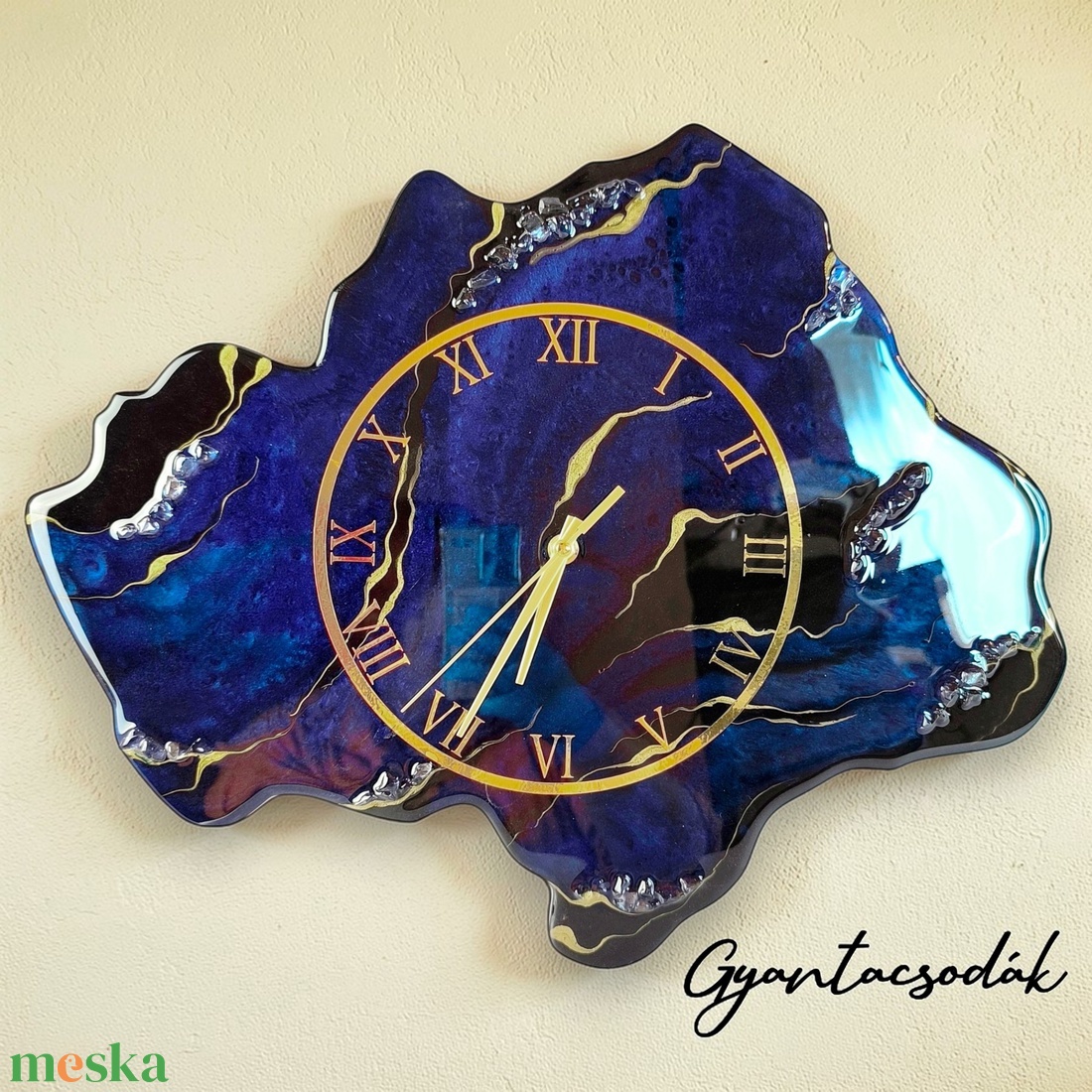 EPOXI GYANTA FALIÓRA - LAZURIT GEÓDA 48CM - GYANTACSODÁK - otthon & életmód - dekoráció - fali és függő dekoráció - falióra & óra - Meska.hu