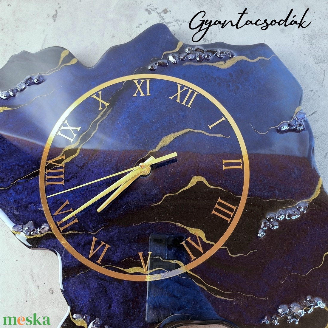 EPOXI GYANTA FALIÓRA - LAZURIT GEÓDA 48CM - GYANTACSODÁK - otthon & életmód - dekoráció - fali és függő dekoráció - falióra & óra - Meska.hu