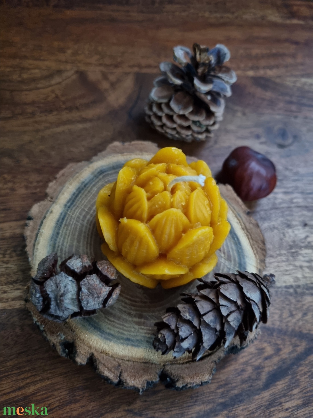 Méhviasz lótuszbimbó gyertya - otthon & életmód - gyertya, illat, aroma - gyertya - Meska.hu