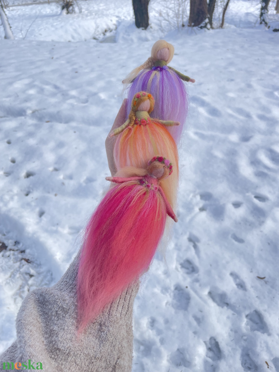 Virágos gyapjú tündérek - otthon & életmód - dekoráció - ajtó- és ablak dekoráció - ablakdísz - Meska.hu