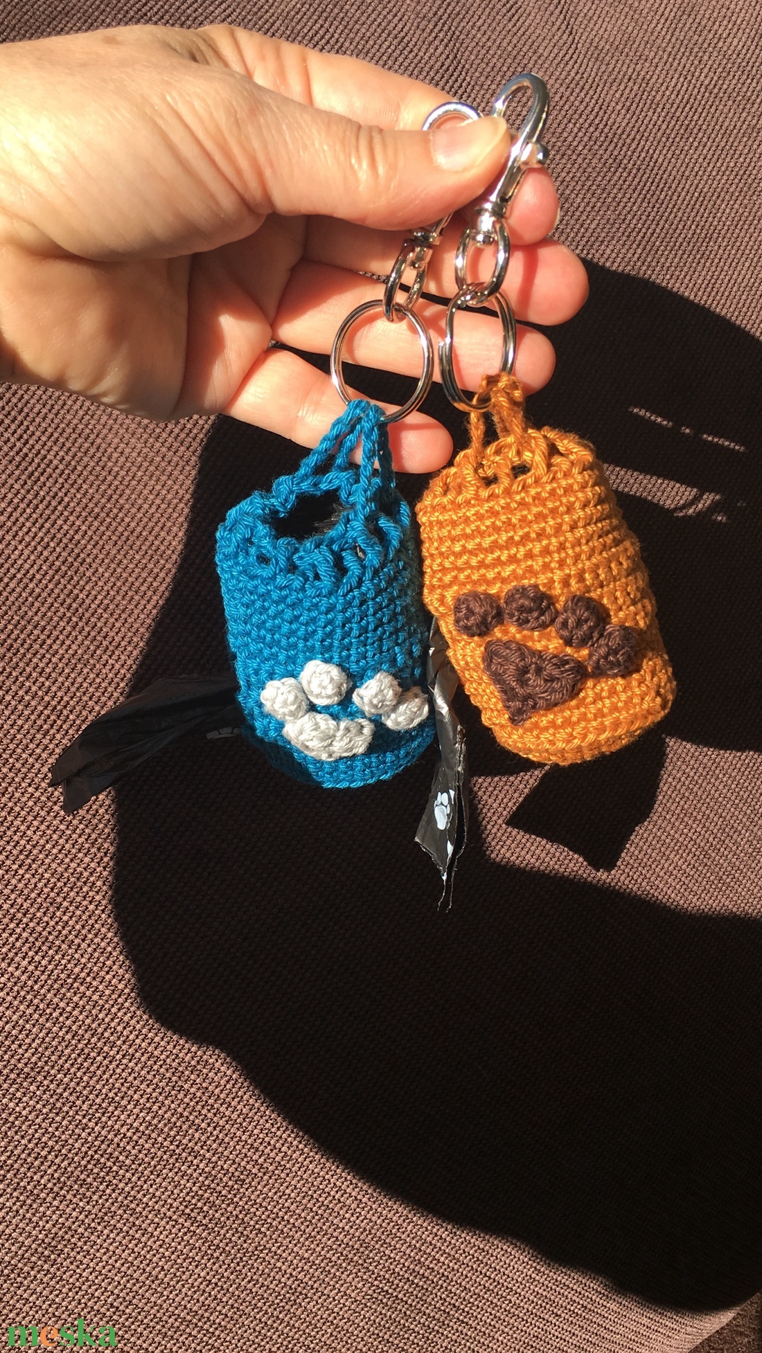 kutya-kakizacsi tartó - otthon & életmód - kisállatoknak - kutyáknak - kutyapiszok zacskó tartó - Meska.hu