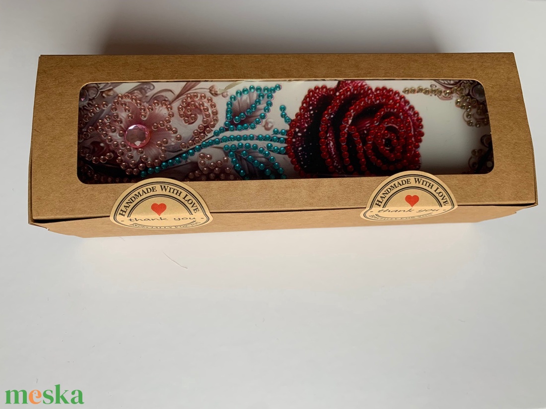 Könyvjelző rózsa mintával díszdobozban - könyv & zene - könyvjelző - Meska.hu