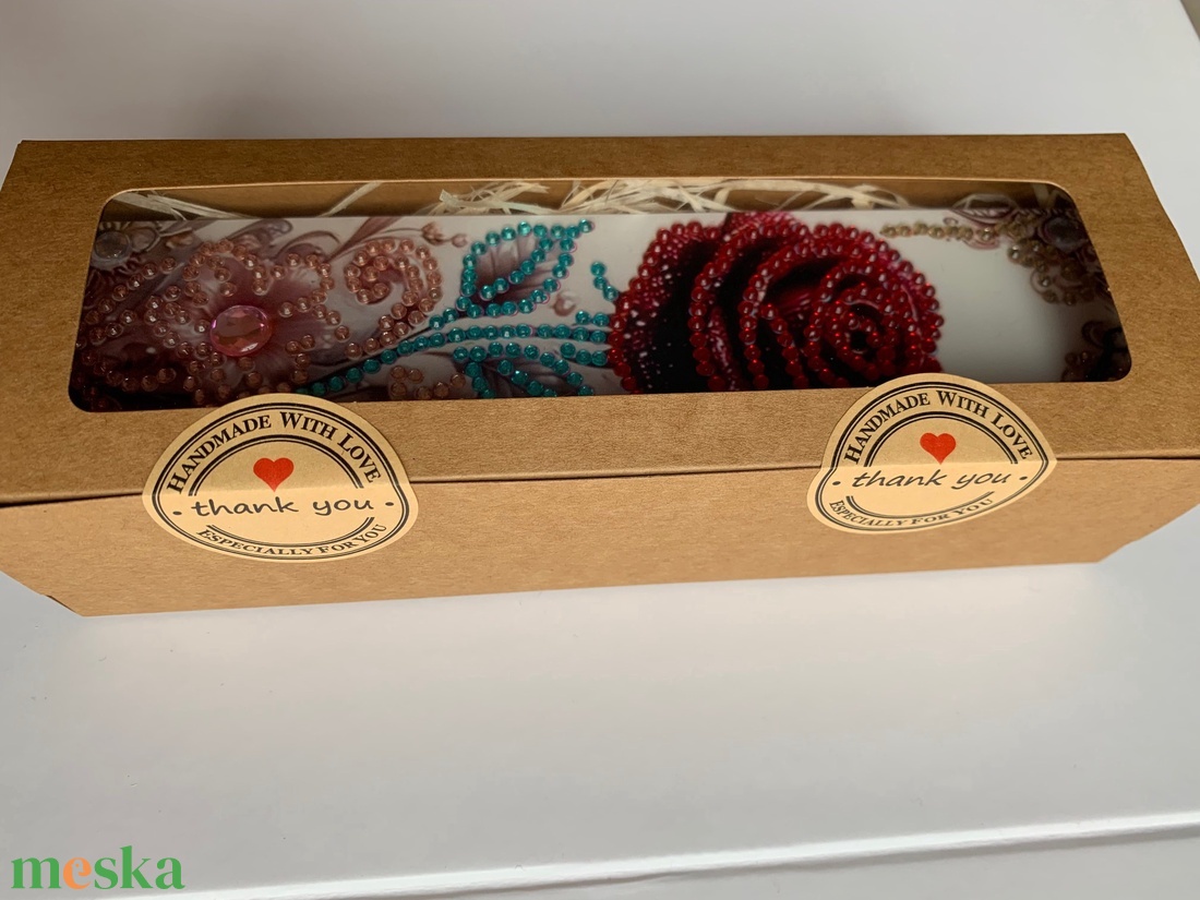 Könyvjelző rózsa mintával díszdobozban - könyv & zene - könyvjelző - Meska.hu