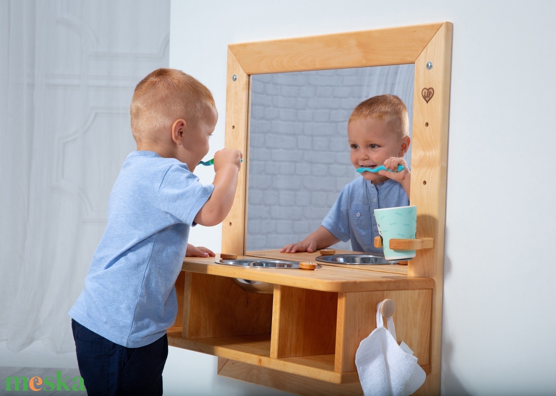 Montessori mosdó és tükör - Éger fából - játék & sport - készségfejlesztő és logikai játék - montessori szivárvány, waldorf játékok - Meska.hu Montessori mosdó és tükör - Éger fából - játék & sport - készségfejlesztő és logikai játék - montessori szivárvány, waldorf játékok - Meska.hu