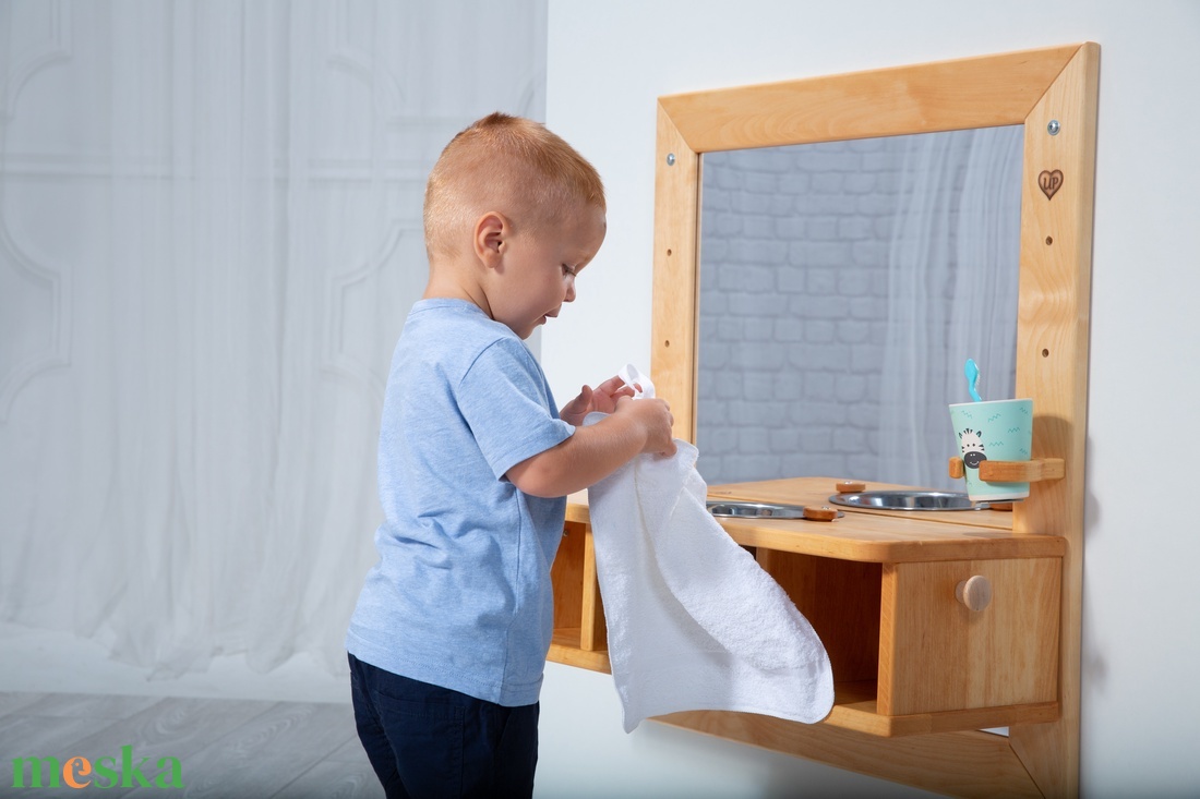 Montessori mosdó és tükör - Éger fából - játék & sport - készségfejlesztő és logikai játék - montessori szivárvány, waldorf játékok - Meska.hu Montessori mosdó és tükör - Éger fából - játék & sport - készségfejlesztő és logikai játék - montessori szivárvány, waldorf játékok - Meska.hu