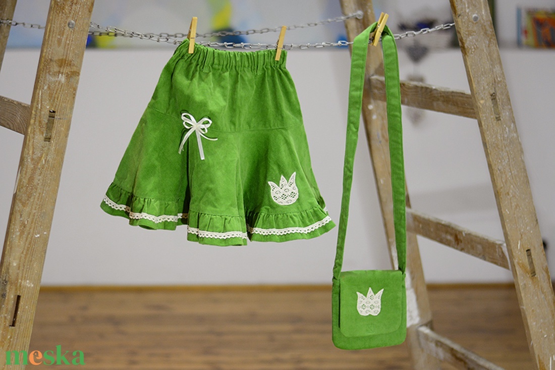 PÖRGŐS kord szoknya, zöld, 74-104-es, lány, pamut  csipke díszítéssel  - ruha & divat - babaruha & gyerekruha - szoknya - Meska.hu