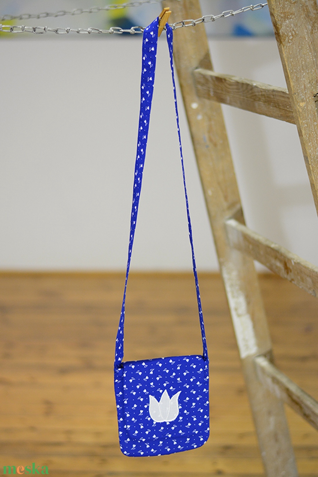 Kékfestő mintájú tulipános táska - táska & tok - kézitáska & válltáska - vállon átvethető táska - Meska.hu