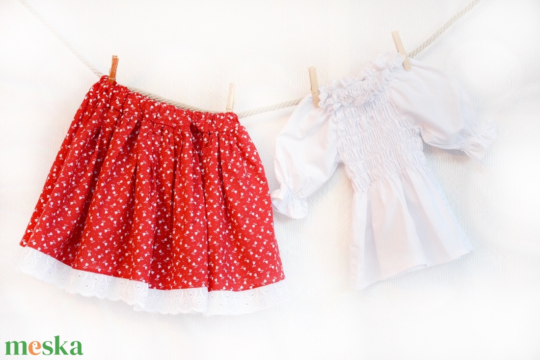 PÖRGŐS, állítható derekú, 2 szélhosszas, 50-80 cm hossz, tulipános pirosfestő mintájú néptáncos szoknya - ruha & divat - női ruha - szoknya - Meska.hu