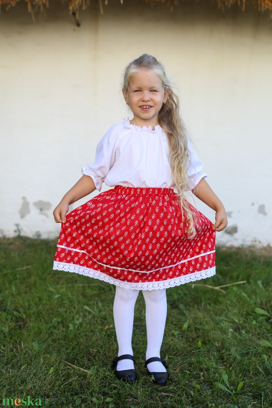 Piros néptáncos szoknya 20-90 cm, apró virágos, pirosfestő mintájú (NEM pörgős, 150 cm körben) - ruha & divat - női ruha - szoknya - Meska.hu Piros néptáncos szoknya 20-90 cm, apró virágos, pirosfestő mintájú (NEM pörgős, 150 cm körben) - ruha & divat - női ruha - szoknya - Meska.hu