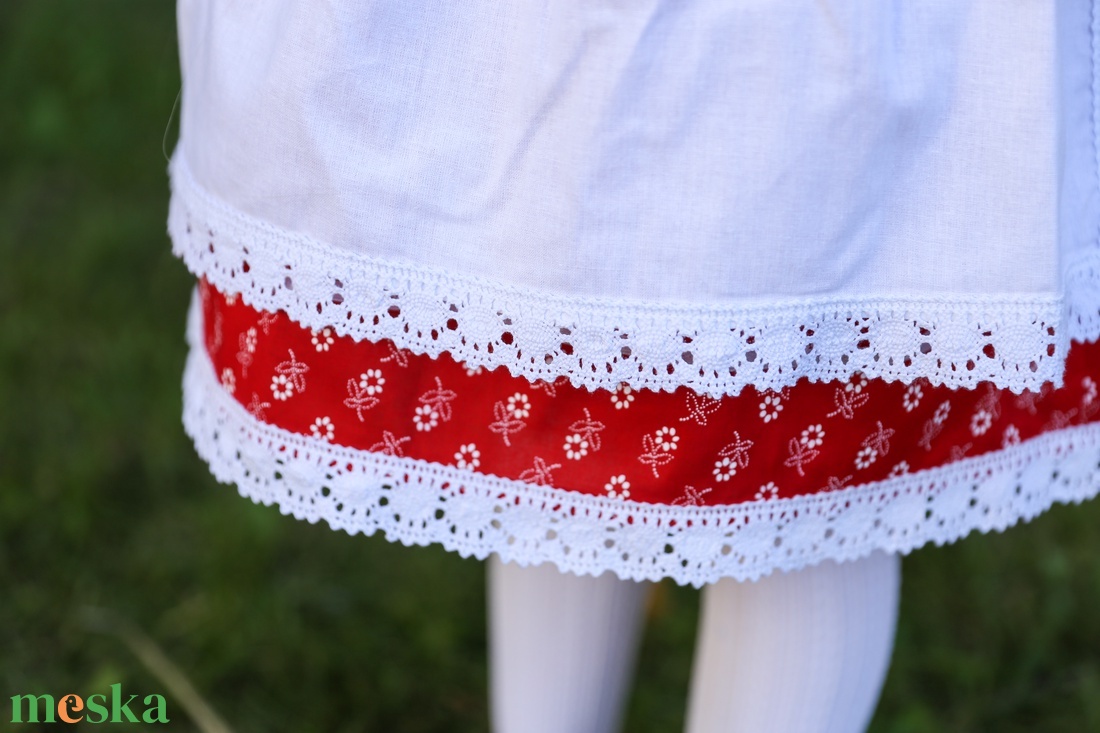 Piros néptáncos szoknya 20-90 cm, apró virágos, pirosfestő mintájú (NEM pörgős, 150 cm körben) - ruha & divat - női ruha - szoknya - Meska.hu Piros néptáncos szoknya 20-90 cm, apró virágos, pirosfestő mintájú (NEM pörgős, 150 cm körben) - ruha & divat - női ruha - szoknya - Meska.hu