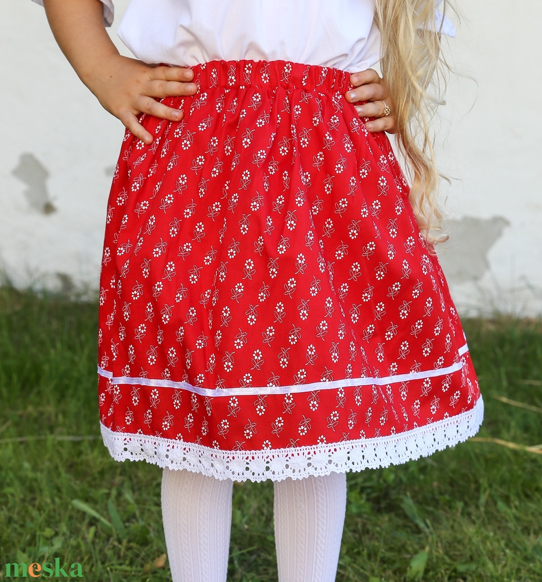 Piros néptáncos szoknya 20-90 cm, apró virágos, pirosfestő mintájú (NEM pörgős, 150 cm körben) - ruha & divat - női ruha - szoknya - Meska.hu Piros néptáncos szoknya 20-90 cm, apró virágos, pirosfestő mintájú (NEM pörgős, 150 cm körben) - ruha & divat - női ruha - szoknya - Meska.hu