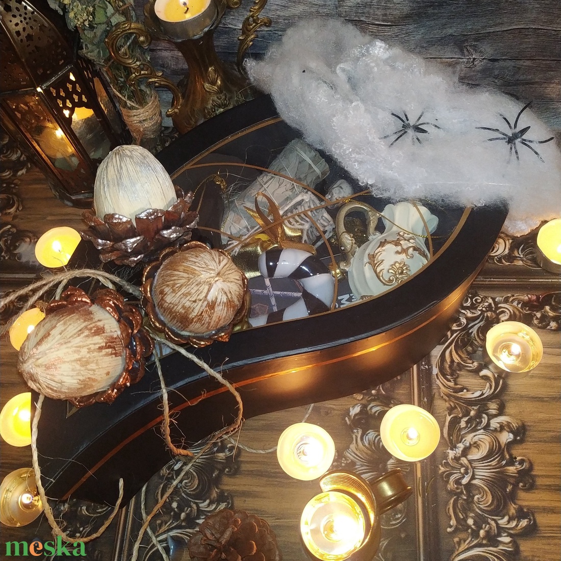 A boszorkány karácsonya ajándékcsomag bűbájosoknak gyertyával cuki díszekkel füstölővel  - karácsony - adventi díszek - adventi gyertyadíszek és koszorúdíszek - Meska.hu