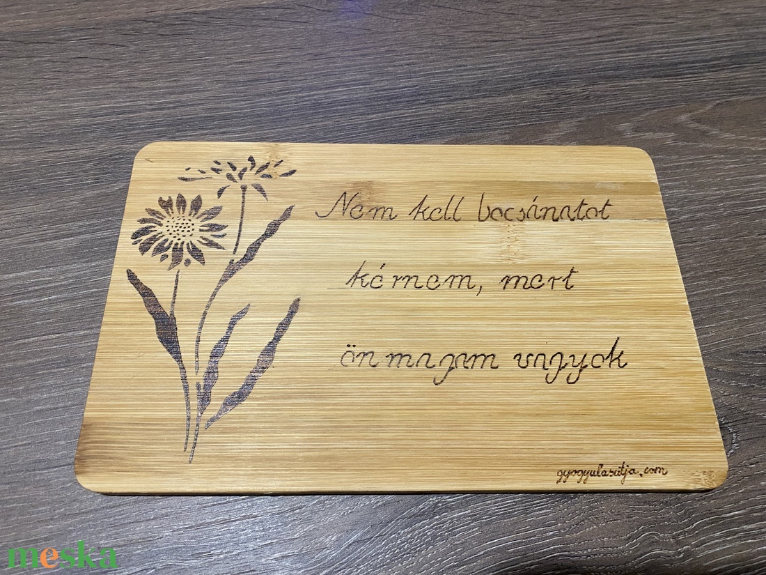 Pirogravírozott vágódeszka - otthon & életmód - konyhafelszerelés, tálalás - sütés, főzés - vágódeszka - Meska.hu