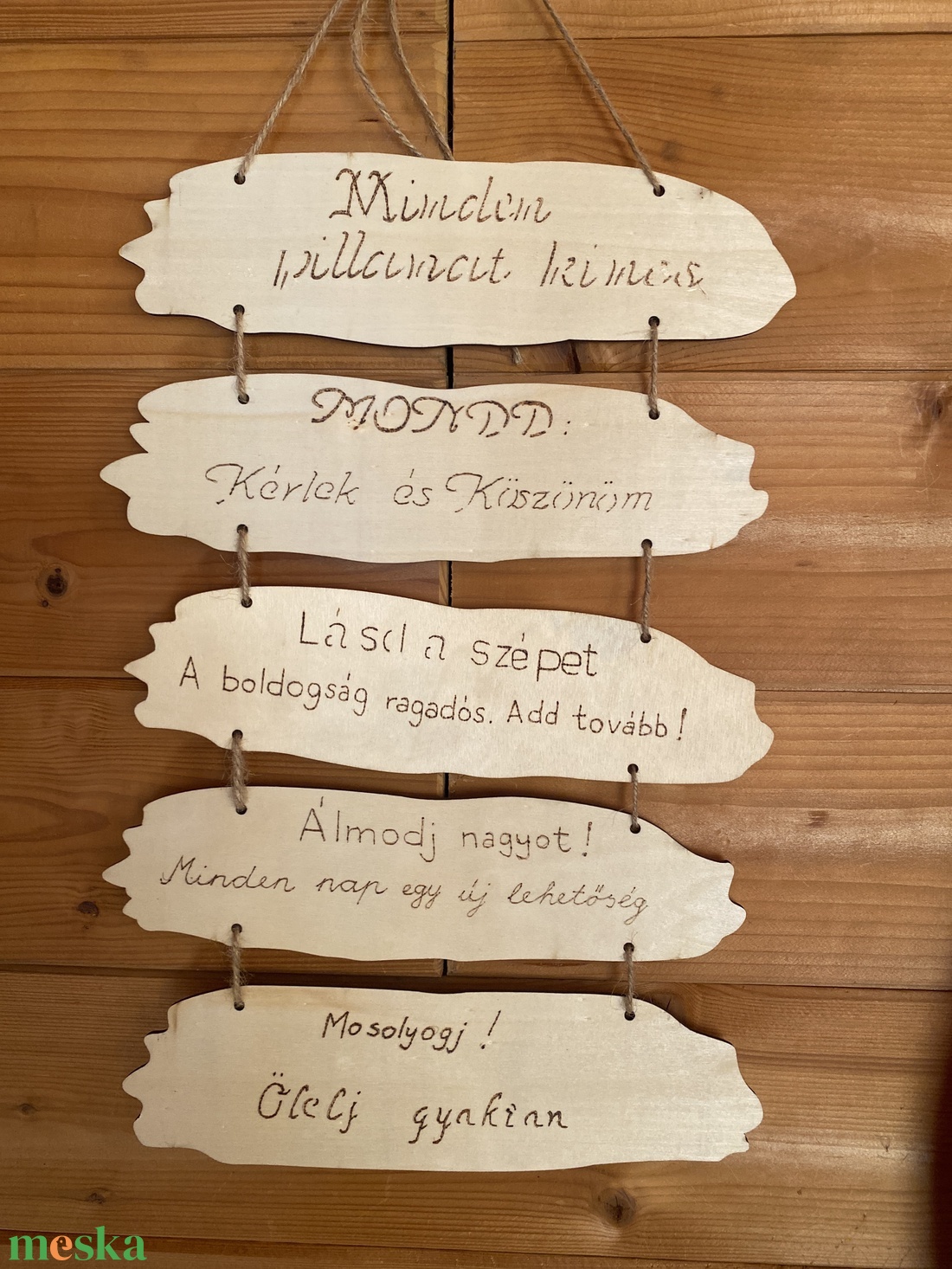 Pirogravírozott dísz - otthon & életmód - dekoráció - ajtó- és ablak dekoráció - ajtódísz & kopogtató - Meska.hu