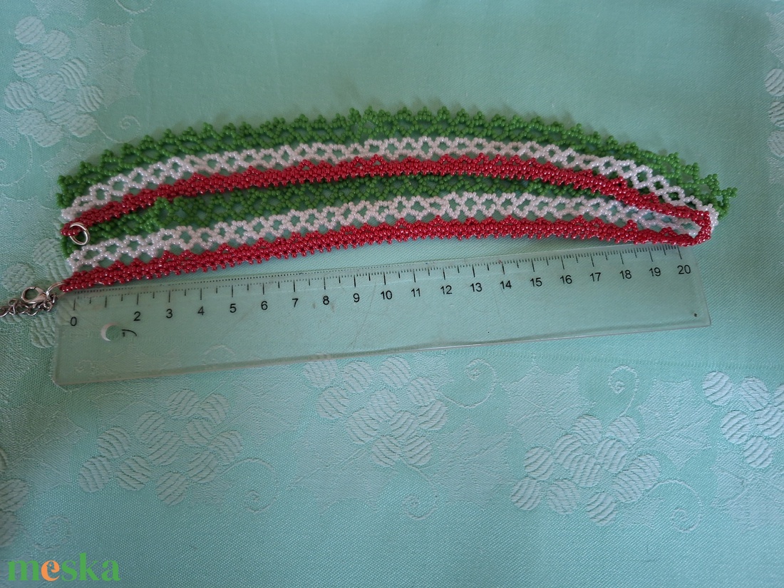 Trikolór tászli - ékszer - nyaklánc - gyöngyös nyaklánc - Meska.hu