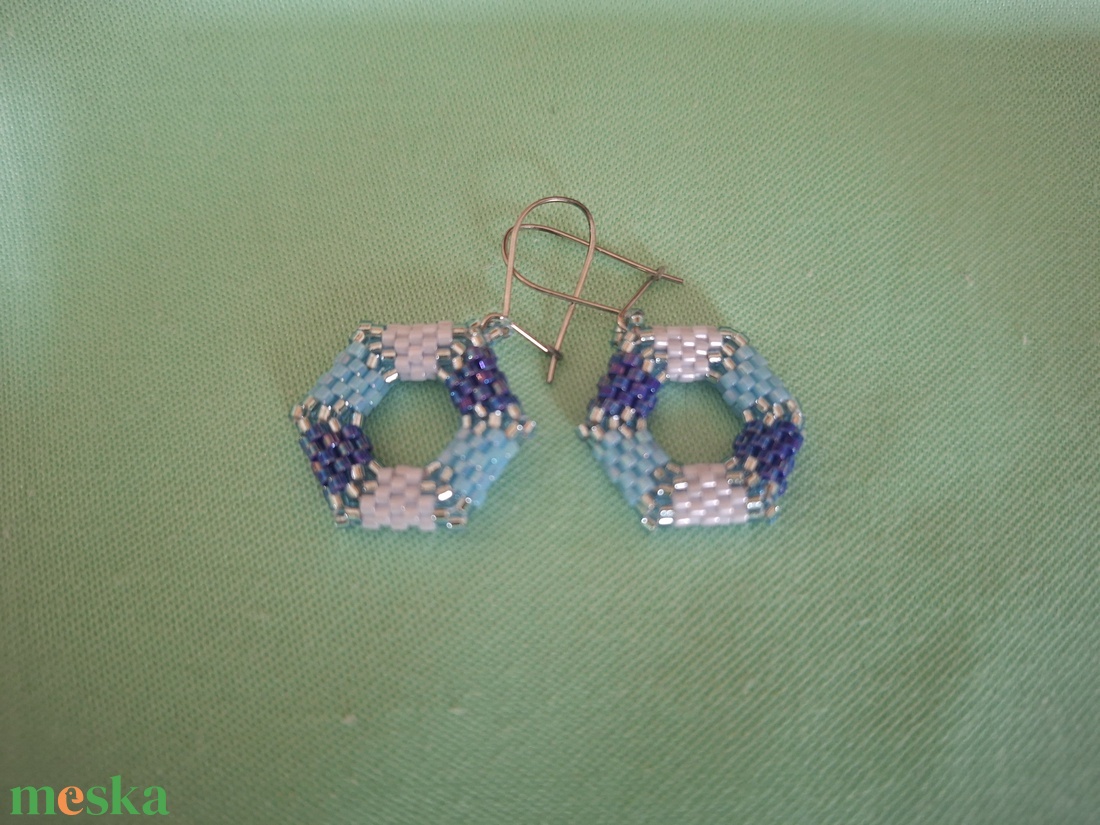 Gyöngy fülbevaló - ékszer - fülbevaló - lógó fülbevaló - Meska.hu