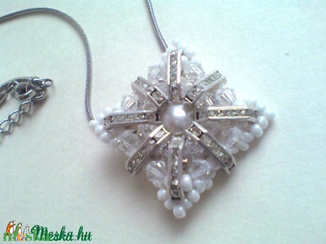  Finom elegancia medál - ékszer - nyaklánc - medálos nyaklánc - Meska.hu