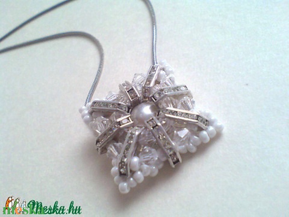  Finom elegancia medál - ékszer - nyaklánc - medálos nyaklánc - Meska.hu