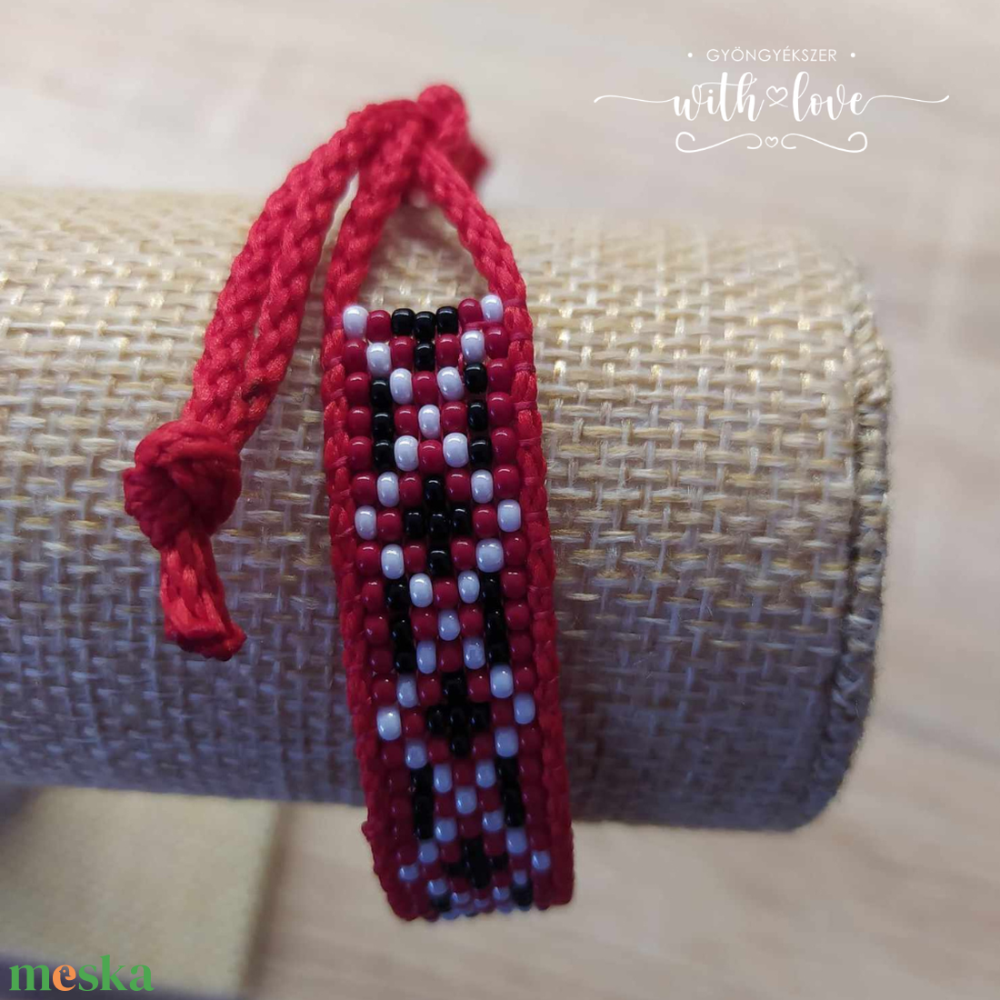 Gyöngyszövött karkötő - ékszer - karkötő - gyöngyös karkötő - Meska.hu