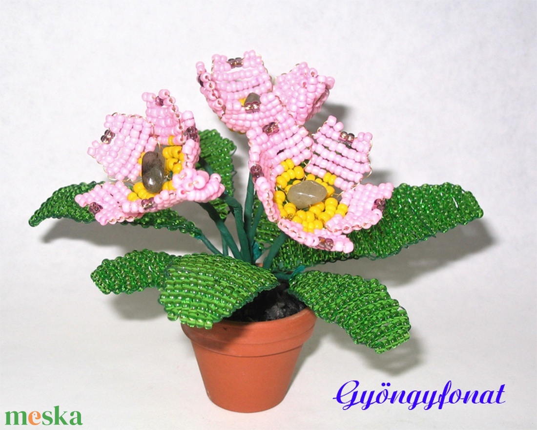 Piros, bronz színjátszó, rózsaszín primula gyöngyből cserepes virág, asztaldísz - otthon & életmód - dekoráció - Meska.hu Piros, bronz színjátszó, rózsaszín primula gyöngyből cserepes virág, asztaldísz - otthon & életmód - dekoráció - Meska.hu