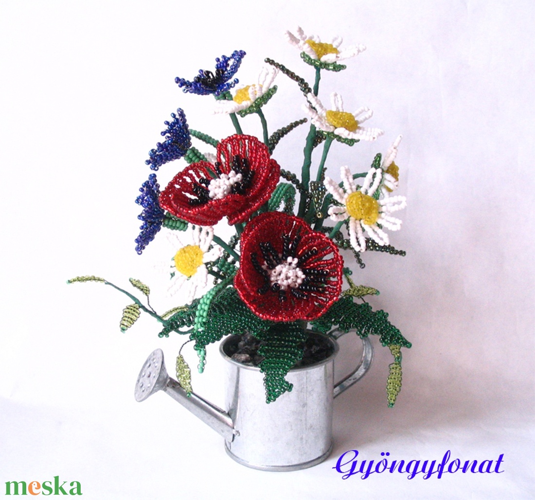 Pipacs margitvirággal öntözőkannában , asztaldísz - otthon & lakás - dekoráció - virágdísz és tartó - csokor & virágdísz - Meska.hu