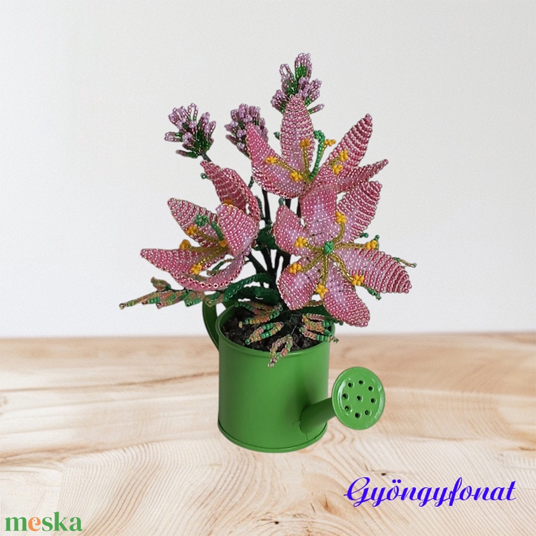 Rózsaszín liliom;  gyöngyből készült virág;  asztaldísz - otthon & életmód - dekoráció - virágdísz és tartó - csokor & virágdísz - Meska.hu