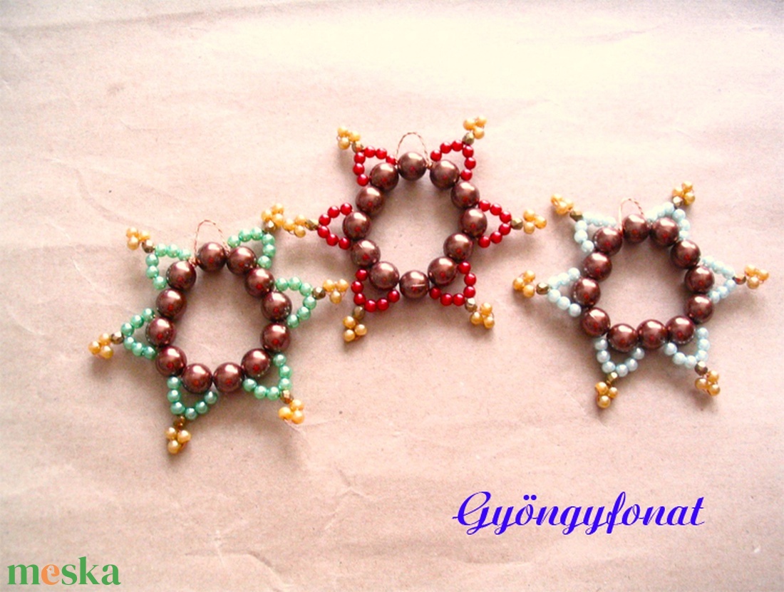 Karácsonyfa dísz gyöngyből  - karácsony - karácsonyi lakásdekoráció - karácsonyfadíszek - Meska.hu