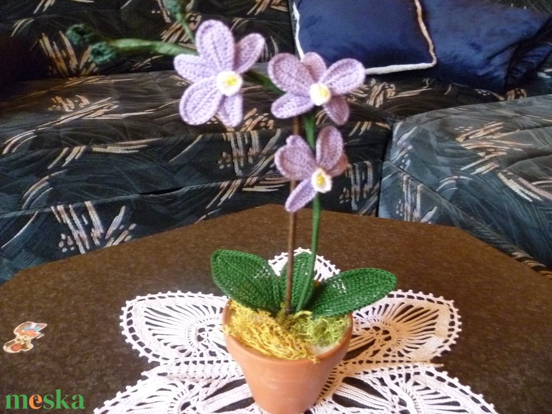 Horgolt Mini Orchidea - otthon & életmód - dekoráció - asztal és polc dekoráció - asztaldísz - Meska.hu