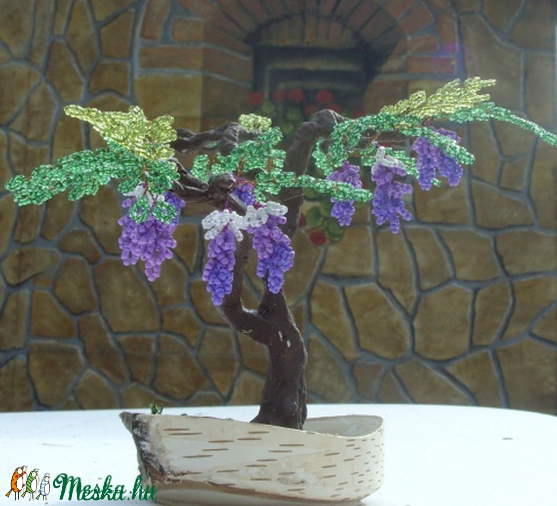 Lila akác gyöngyből -  - Meska.hu