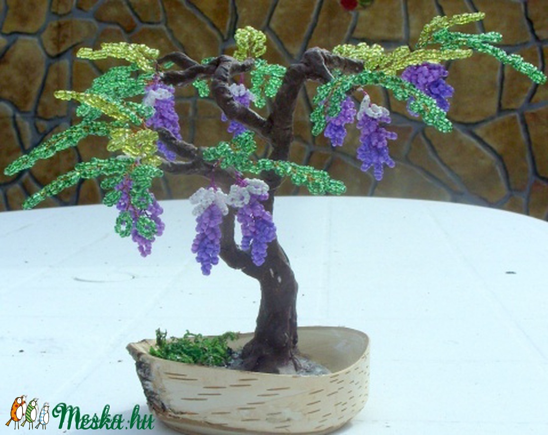 Lila akác gyöngyből -  - Meska.hu