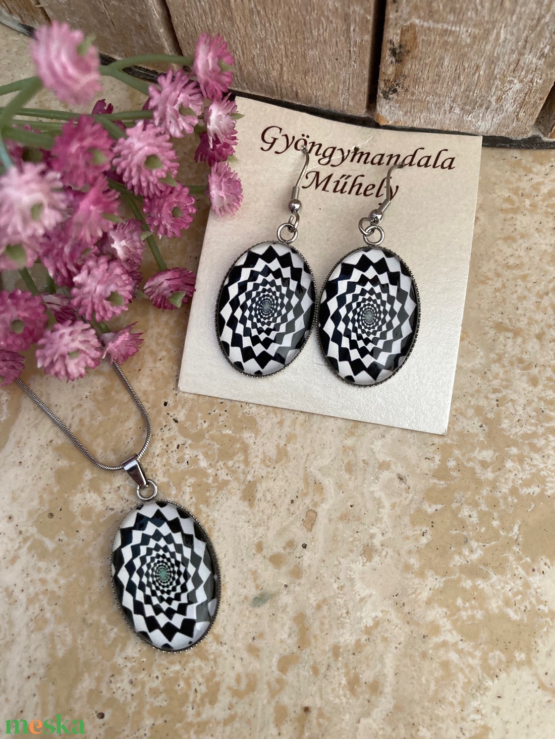 Üveglencsés nemesacél divatékszett! - fekete-fehér - ékszer - ékszerszett - Meska.hu