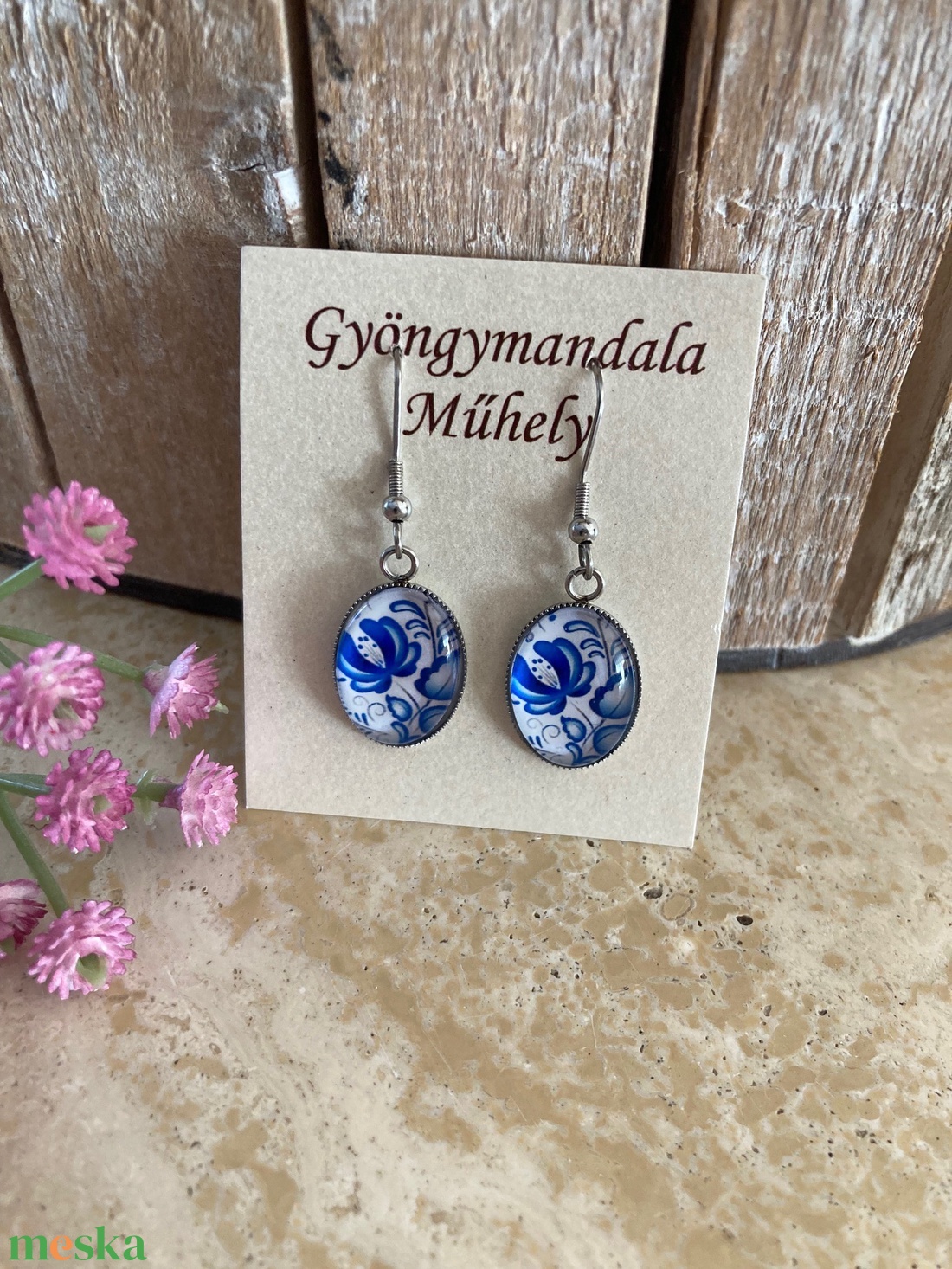 Üveglencsés nemesacél divatékszer! - kék virágos/2 - ékszer - fülbevaló - lógó fülbevaló - Meska.hu