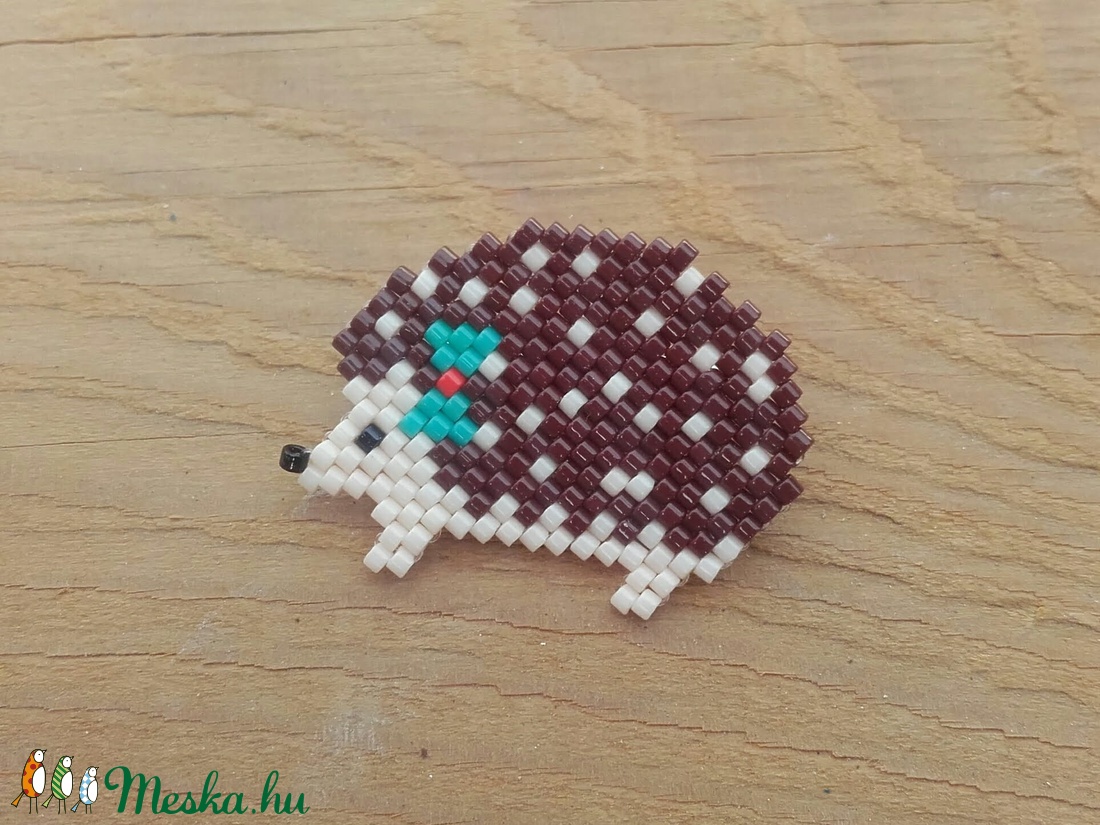 Türkiz masnis süni kitűző -  - Meska.hu