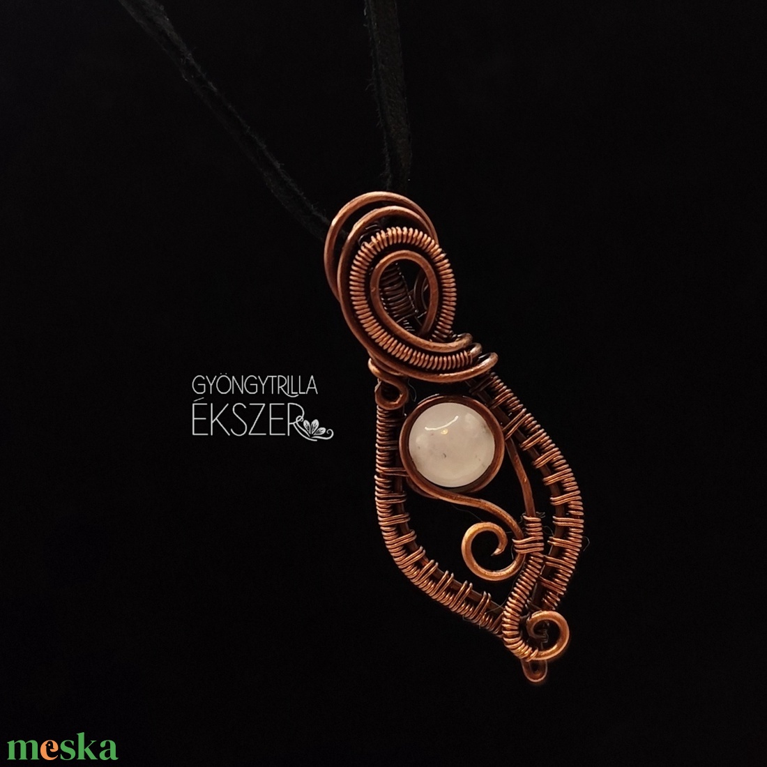 Rózsakvarc ásványgyöngyös antikolt rézdrót medál  - ékszer - nyaklánc - medál - Meska.hu