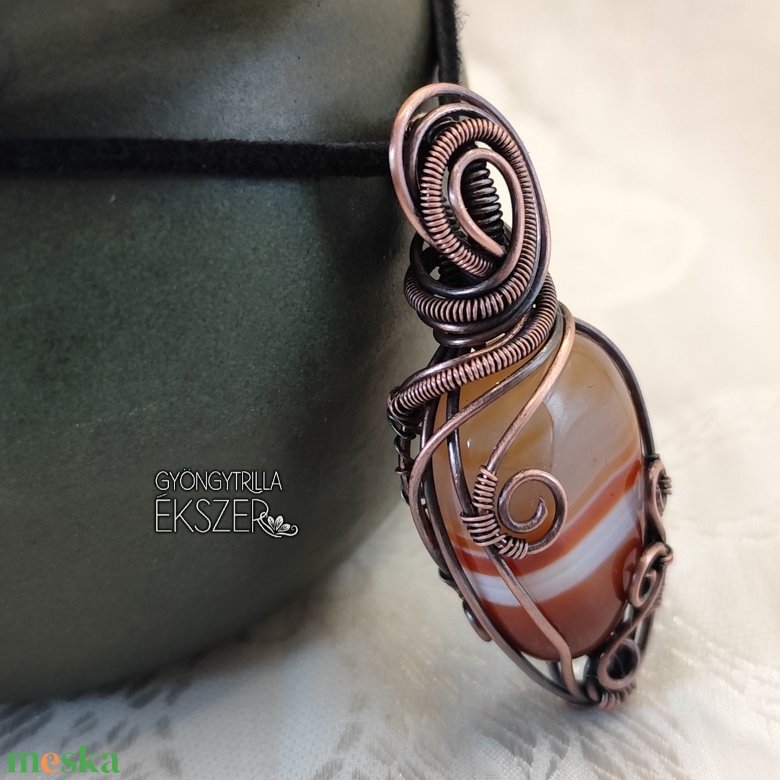 Karneol medál antikolt vörösréz befoglalással - ékszer - nyaklánc - medál - Meska.hu