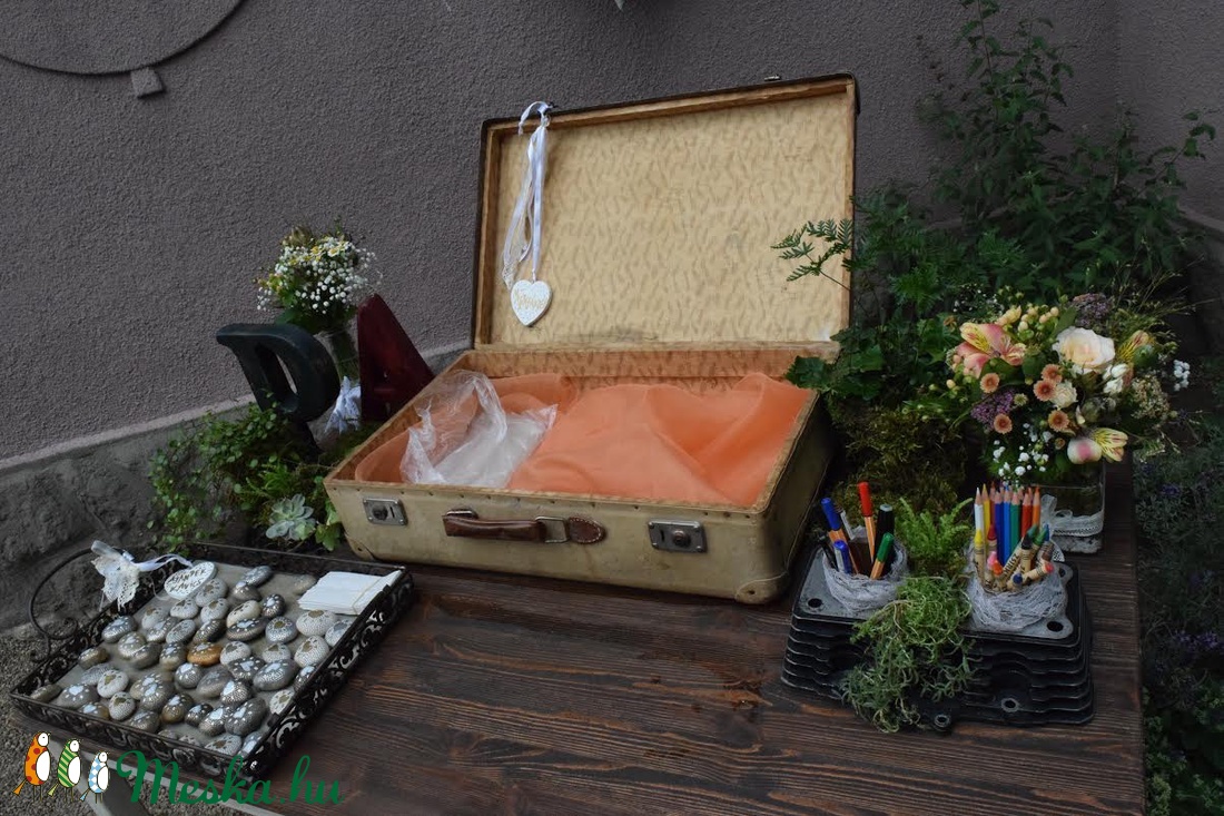 Karácsonyi apróajándék! 10 db kézzel festett kavics -  - Meska.hu