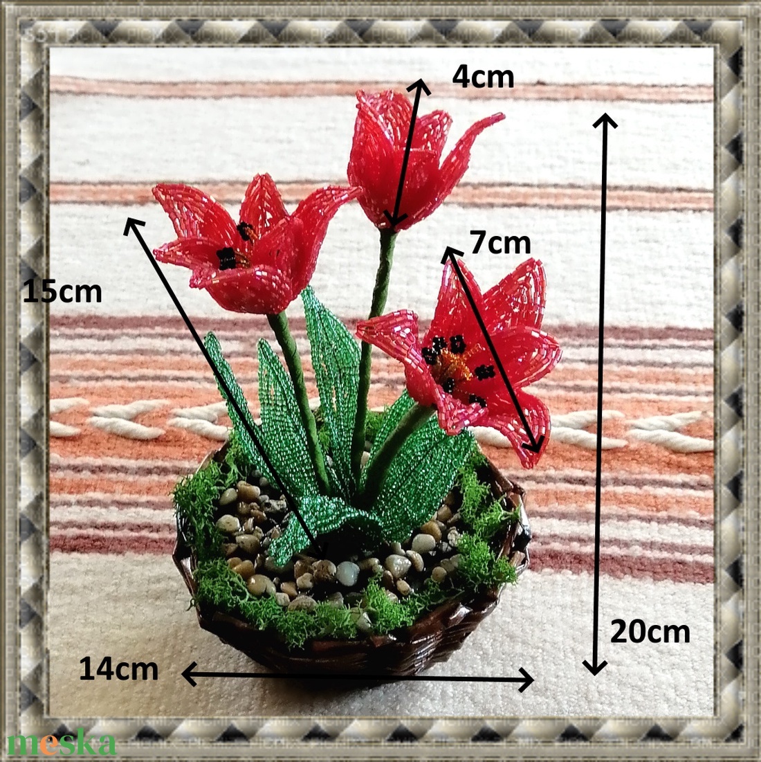 Gyöngyből készített tulipán fonott kosárban GYV26-1 - otthon & lakás - dekoráció - asztal és polc dekoráció - asztaldísz - Meska.hu